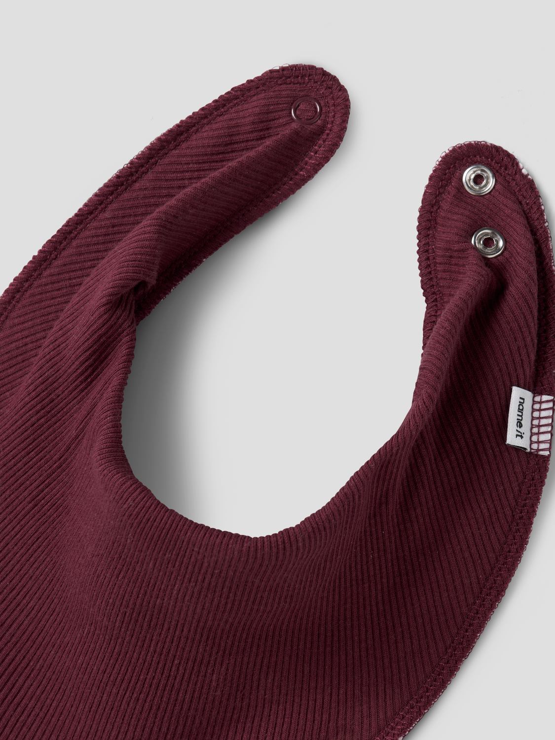 model_shot-front_full